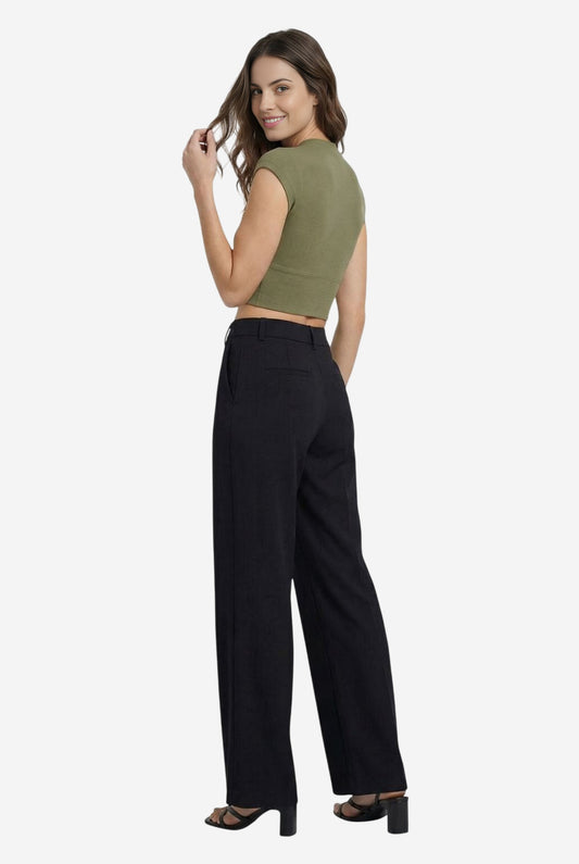 The Renna Seamless High-Neck Top - Image 3