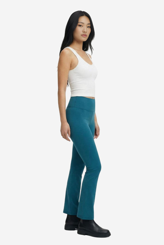 Balance Collection Laney Flare Capri - Image 3